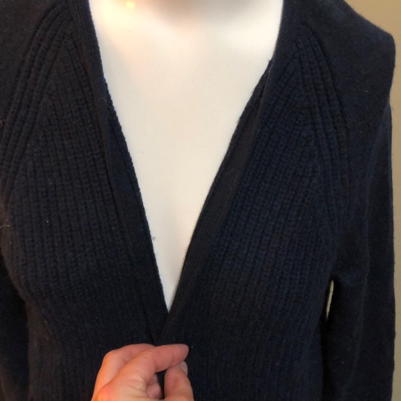 Gorgeous navy blue J. Crew wool cardigan XS - Picture 8 of 12